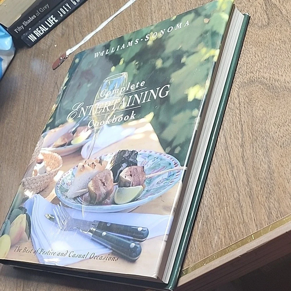 Complete‎ Entertaining Cookbook by Chuck Williams, Hardcover